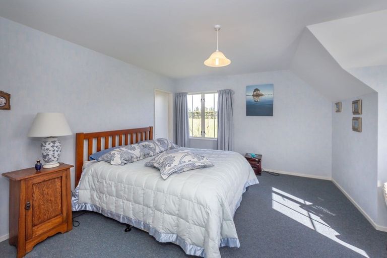 Photo of property in 973 Hoskyns Road, West Melton, Christchurch, 7671