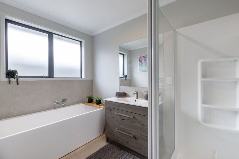 Photo of property in 20 Traverse Lane, Omokoroa, 3114