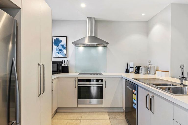 Photo of property in 7/34 John Campbell Crescent, Hillmorton, Christchurch, 8024