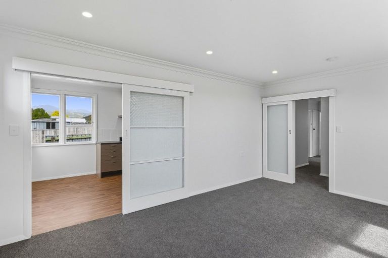 Photo of property in 4 Ross Street, Levin, 5510