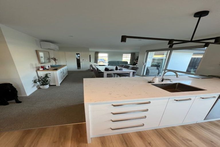 Photo of property in 18 Navarra Road, Halswell, Christchurch, 8025