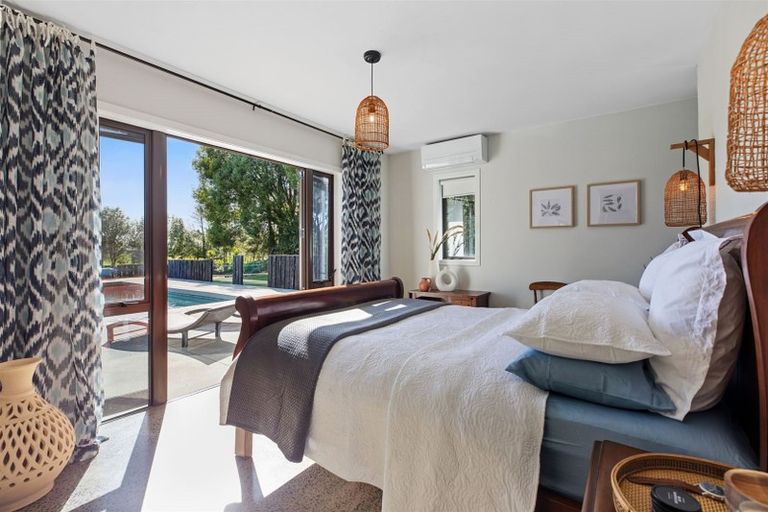 Photo of property in 73a Belk Road South, Omanawa, 3173