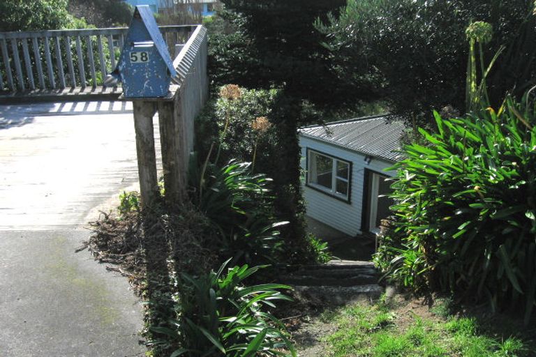 Photo of property in 58 Gordon Road, Plimmerton, Porirua, 5026