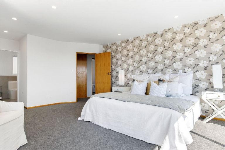 Photo of property in 53a Celia Street, Redcliffs, Christchurch, 8081