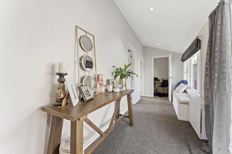 Photo of property in 22 Summerhays Street, Terrace End, Palmerston North, 4410