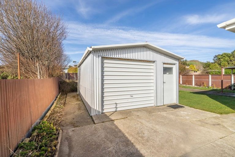 Photo of property in 29 Verdun Street, Riverton/aparima, Riverton, 9822