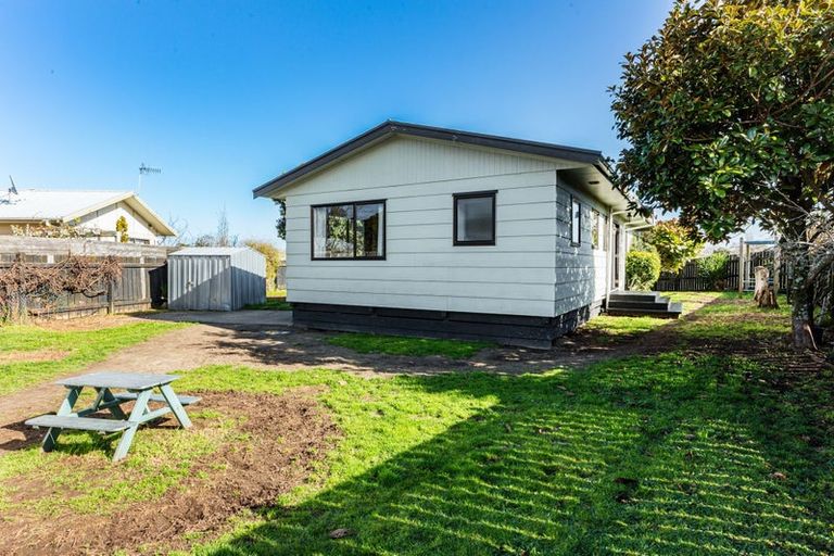 Photo of property in 14 Pukeko Street, Paraparaumu, 5032