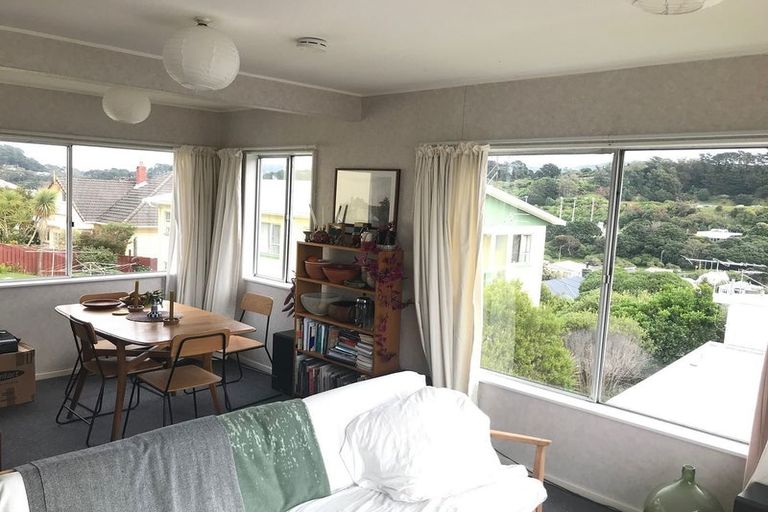 Photo of property in 2 Overtoun Terrace, Hataitai, Wellington, 6021