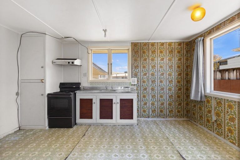 Photo of property in 30 Ngatuku Place, Tokoroa, 3420