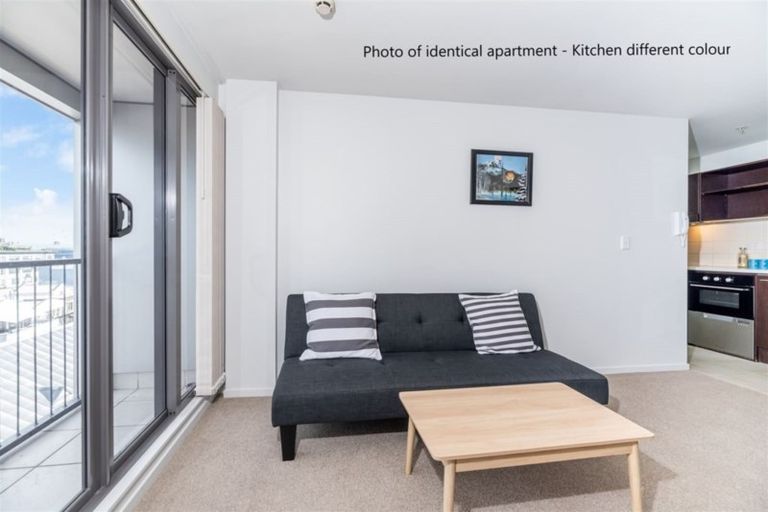 Photo of property in Kiwi On Queen Apartments, 604/421 Queen Street, Auckland Central, Auckland, 1010