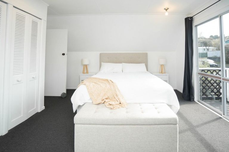 Photo of property in 8 Elizabeth Place, Ferndale, New Plymouth, 4310