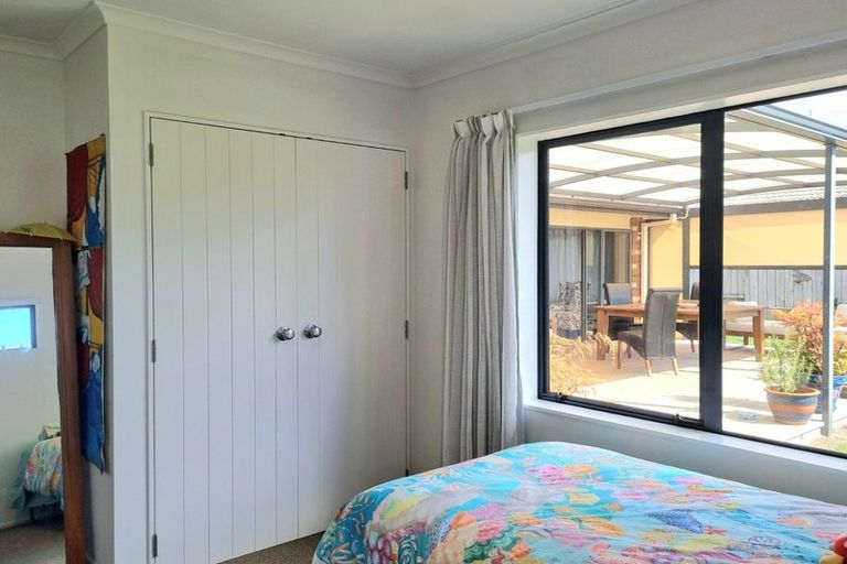 Photo of property in 5 Carlsberg Place, Papamoa Beach, Papamoa, 3118