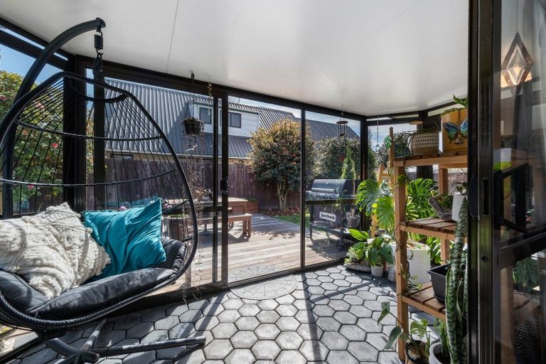Photo of property in 45 Dunbarton Street, Redwood, Christchurch, 8051
