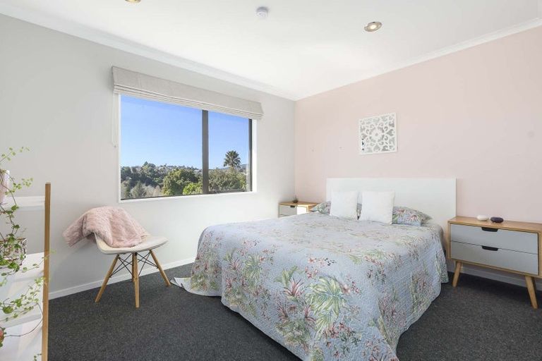 Photo of property in 30 Waipuna Grove, Welcome Bay, Tauranga, 3112