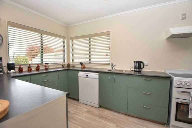 Photo of property in 19a Charles Street, Carterton, 5713