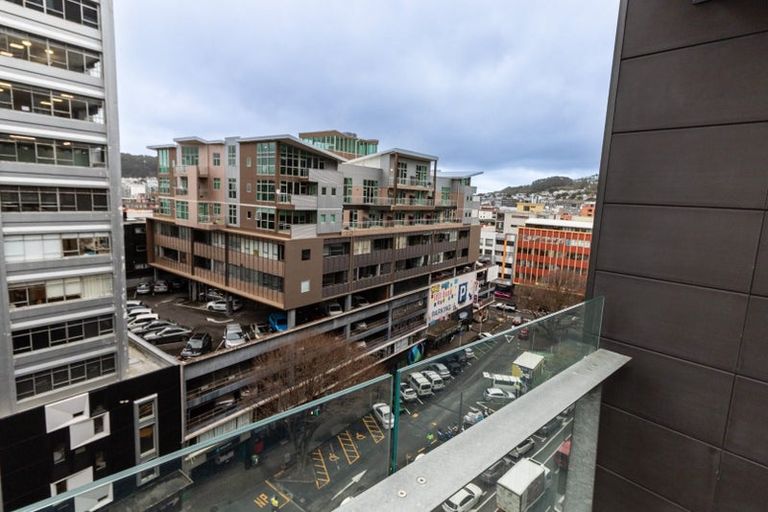 Photo of property in Pinnacle Apartments, E801/160 Victoria Street, Te Aro, Wellington, 6011