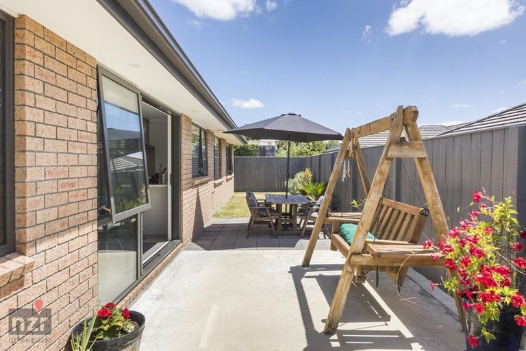 Photo of property in 84 Pascal Street, Takaro, Palmerston North, 4412