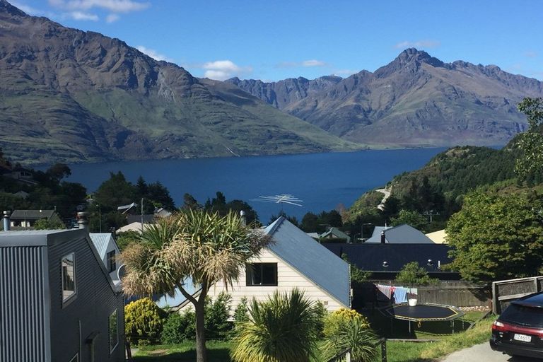 Photo of property in 19b Watts Road, Fernhill, Queenstown, 9300