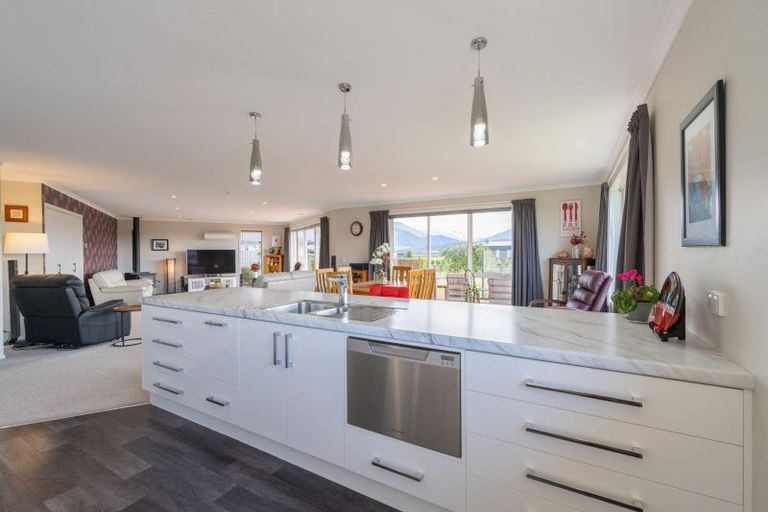 Photo of property in 9 Hidden Lakes Avenue, Te Anau, 9600