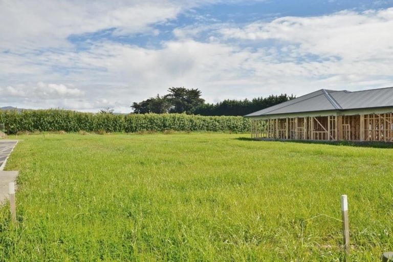 Photo of property in 33 Westwood Drive, Aokautere, Palmerston North, 4471