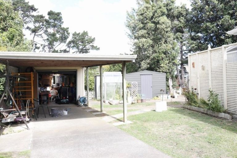 Photo of property in 1 East Way, Durie Hill, Whanganui, 4500