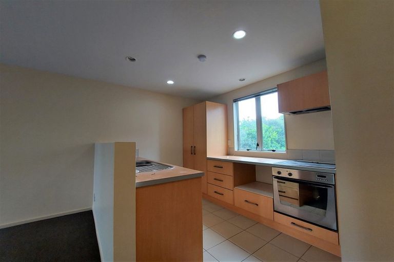 Photo of property in 7 Albionvale Road, Glen Eden, Auckland, 0602