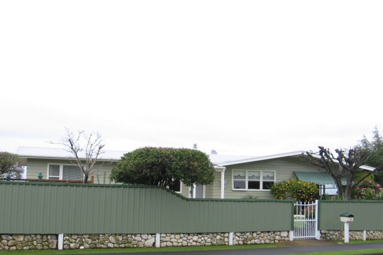 Photo of property in 2 Tawa Street, Lansdowne, Masterton, 5810