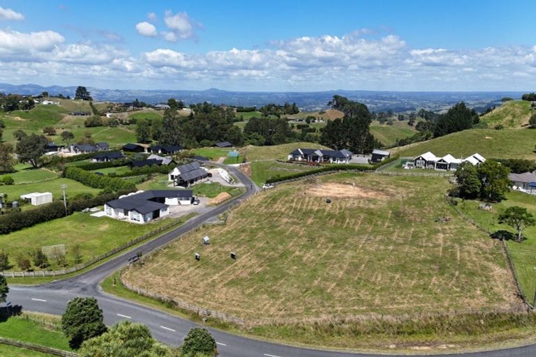 Photo of property in 4 Kahu Lane, Minden, 3176