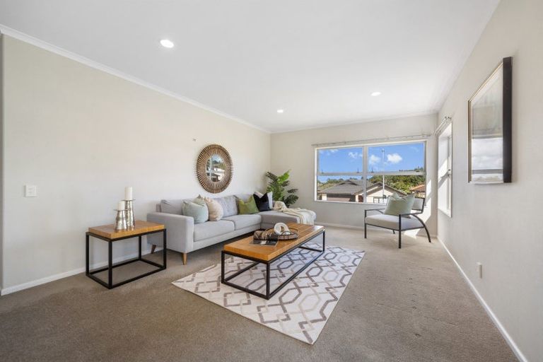 Photo of property in 231 Jeffs Road, Flat Bush, Auckland, 2016