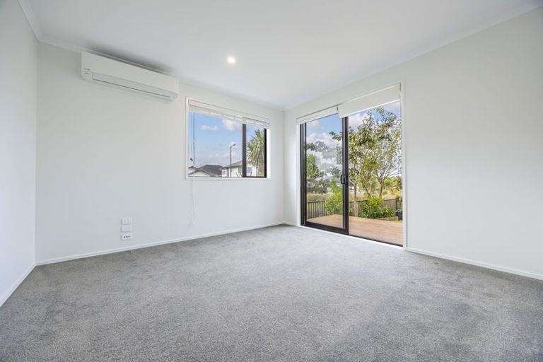 Photo of property in 23a Nellie Drive, Kumeu, 0810
