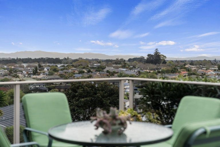 Photo of property in 42 Siemonek Rise, Bethlehem, Tauranga, 3110