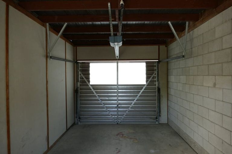 Photo of property in 2/388 Devonport Road, Tauranga South, Tauranga, 3112