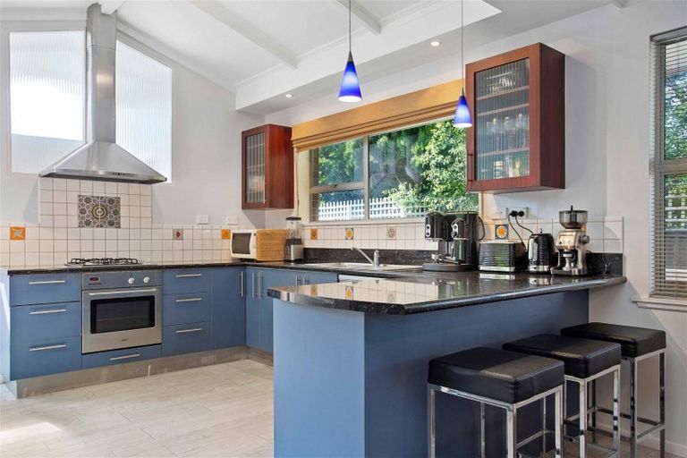 Photo of property in 6 Freebairn Street, Redwood, Christchurch, 8051