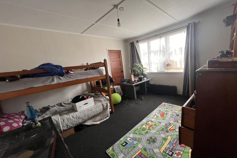 Photo of property in 8 Upham Terrace, Roslyn, Palmerston North, 4414