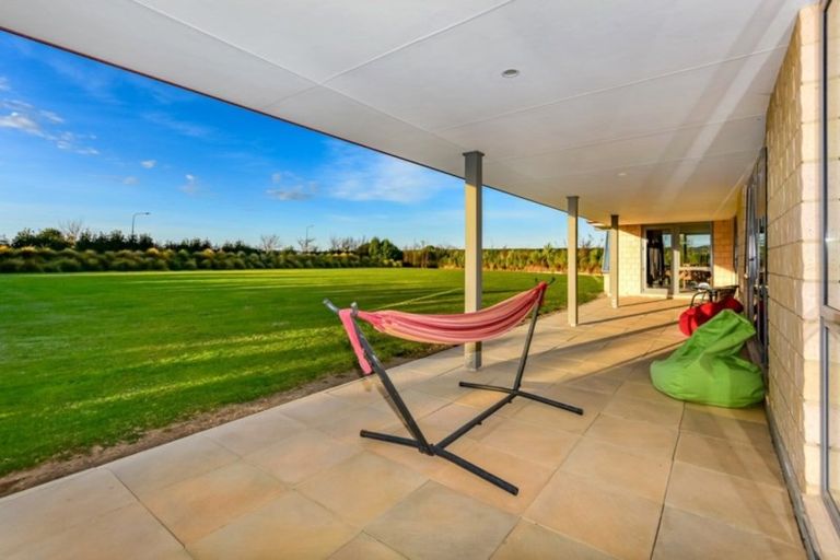 Photo of property in 5 Landsborough Drive, Darfield, 7571