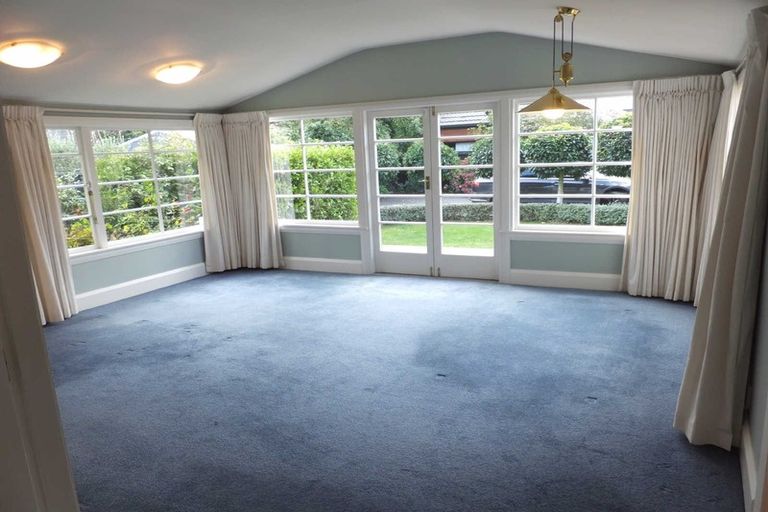 Photo of property in 52 Kilmarnock Street, Riccarton, Christchurch, 8011