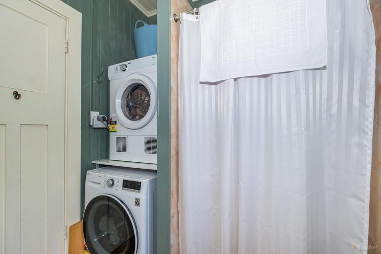 Photo of property in 4 Exeter Street, Waimate, 7924