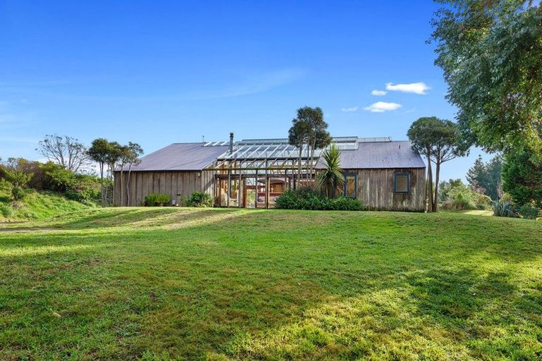 Photo of property in Stringer House, 224 Main Road South, Raumati South, Paraparaumu, 5032