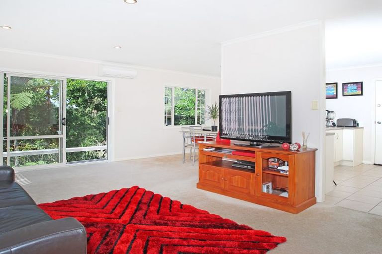 Photo of property in 32a Cutler Street, New Lynn, Auckland, 0600