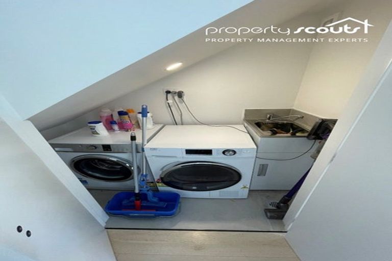 Photo of property in 133f Lancaster Road, Beach Haven, Auckland, 0626