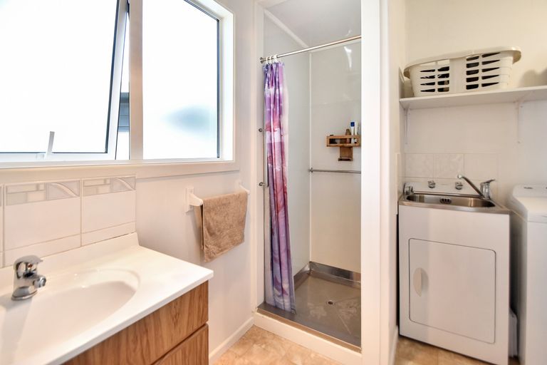 Photo of property in 2 Keene Place, Omarama, 9412