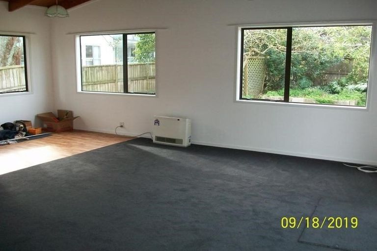 Photo of property in 2/19 Brook Street, Milford, Auckland, 0620