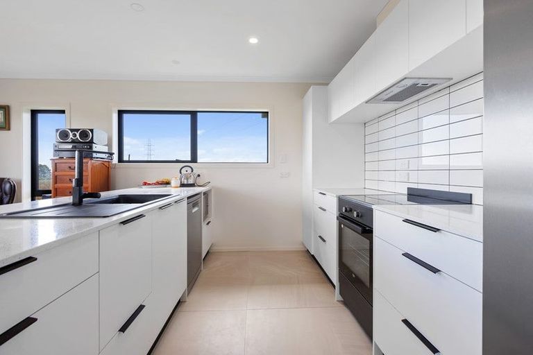 Photo of property in 592 Mangorei Road, Mangorei, New Plymouth, 4371