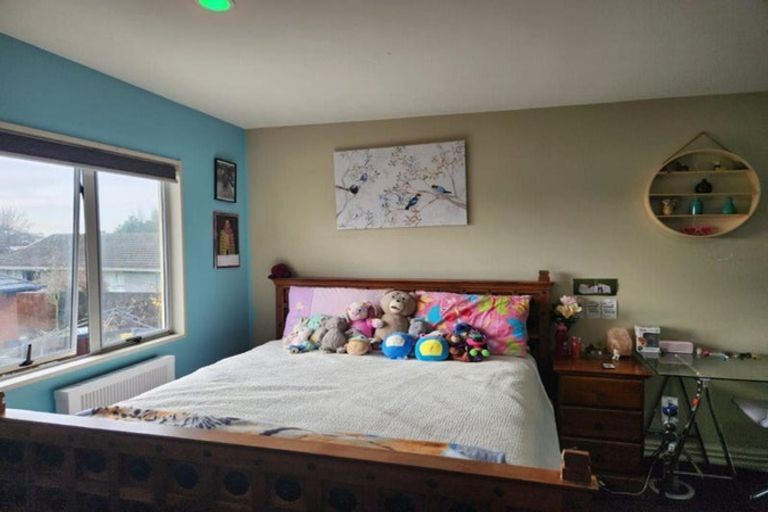 Photo of property in 15 Tullamore Place, Casebrook, Christchurch, 8051