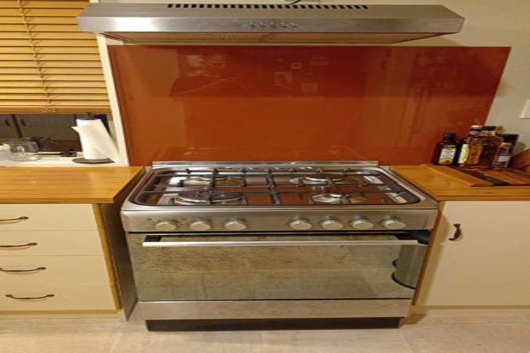 Photo of property in 5 Williamson Place, Geraldine, 7930