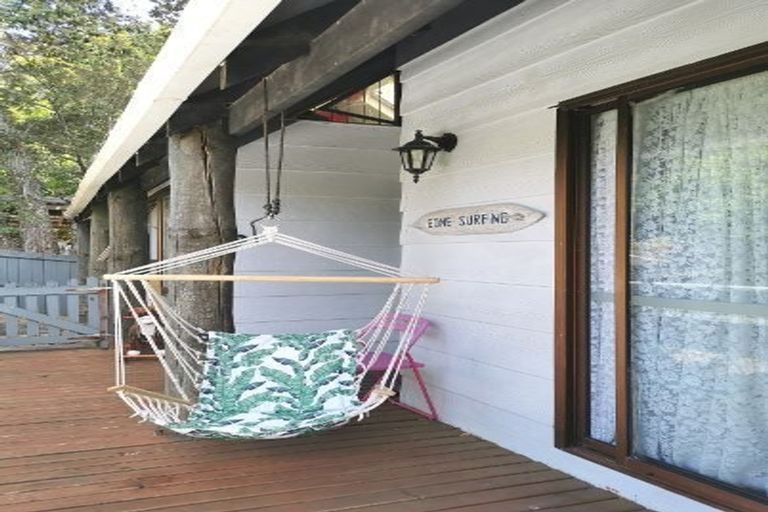 Photo of property in 2/11 Long Bay Drive, Torbay, Auckland, 0630