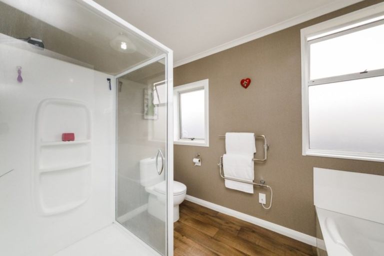 Photo of property in 18 Queen Street, Feilding, 4702