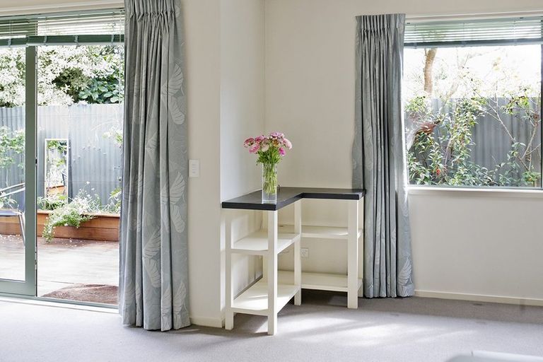 Photo of property in 4/8 Hillsborough Terrace, Hillsborough, Christchurch, 8022