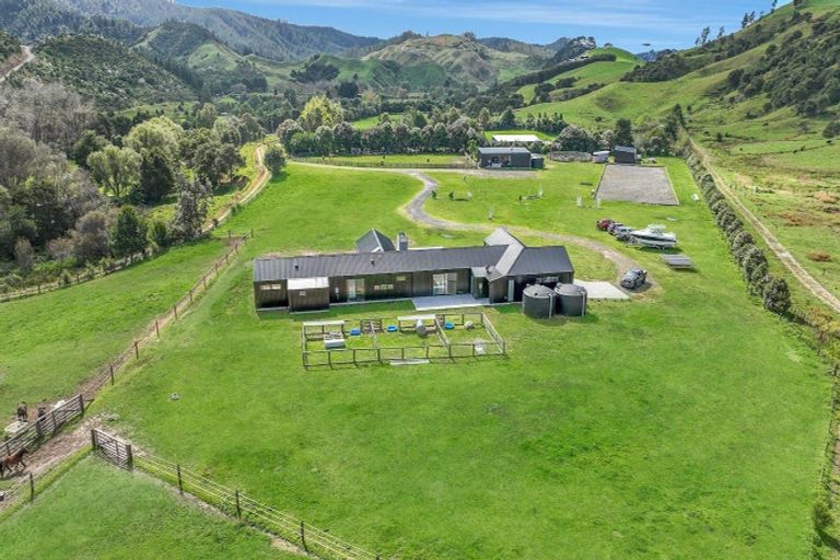 Photo of property in 387 Wentworth Valley Road, Whangamata, 3691