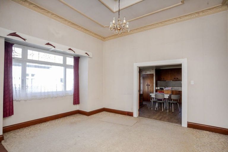 Photo of property in 36 Mcphee Street, Dannevirke, 4930